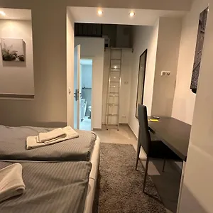  Aparthotel Estelada Boarding - Bogenhausen